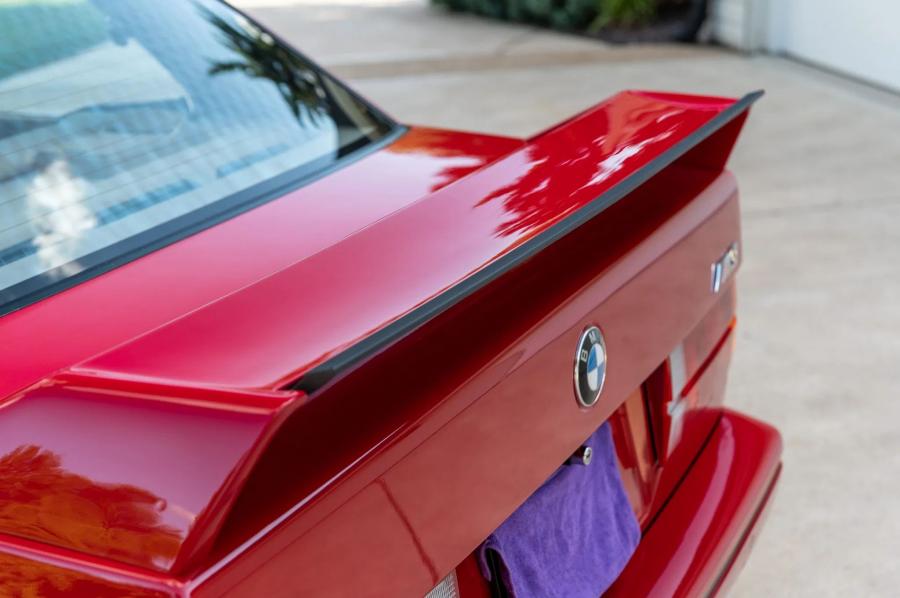 Детали экстерьера BMW M3 Coupe (E30) 1988 года  (NA) (фото 44 из 231)
